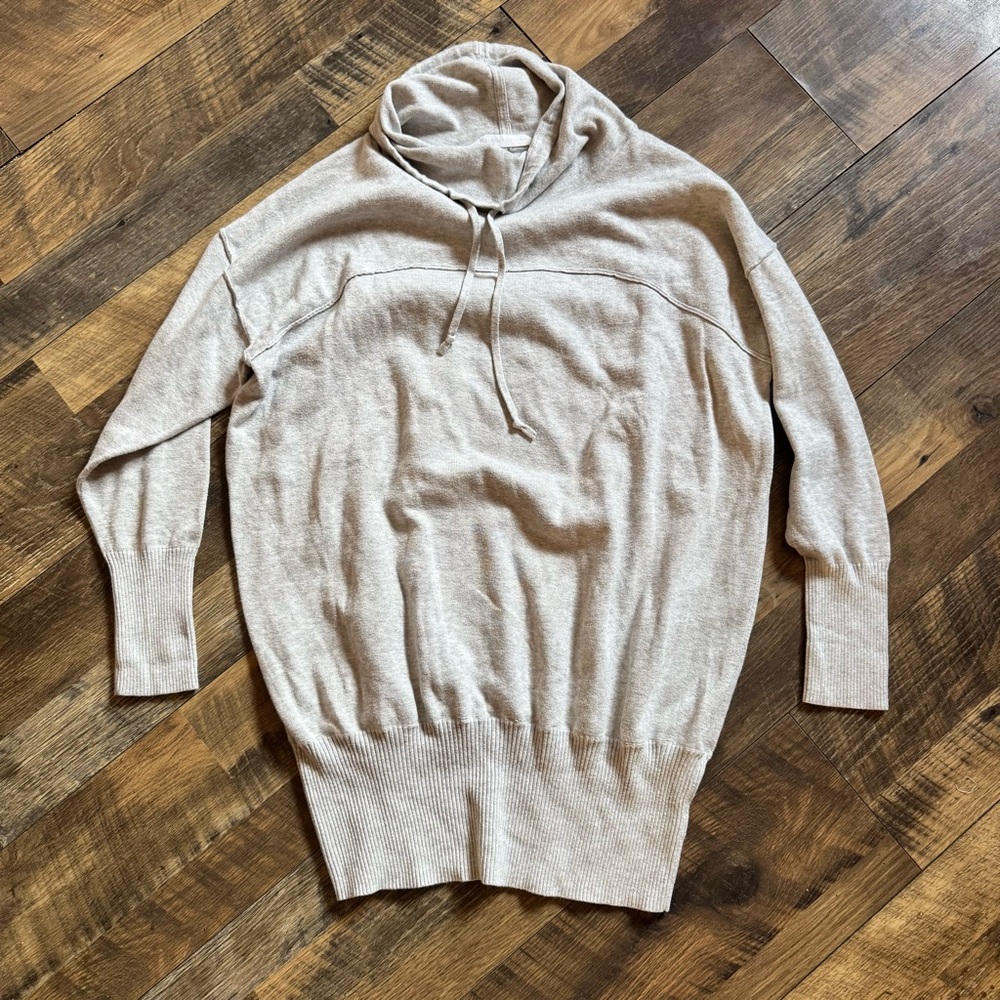 Athleta women’s  Turtleneck Sweater in Light Gray